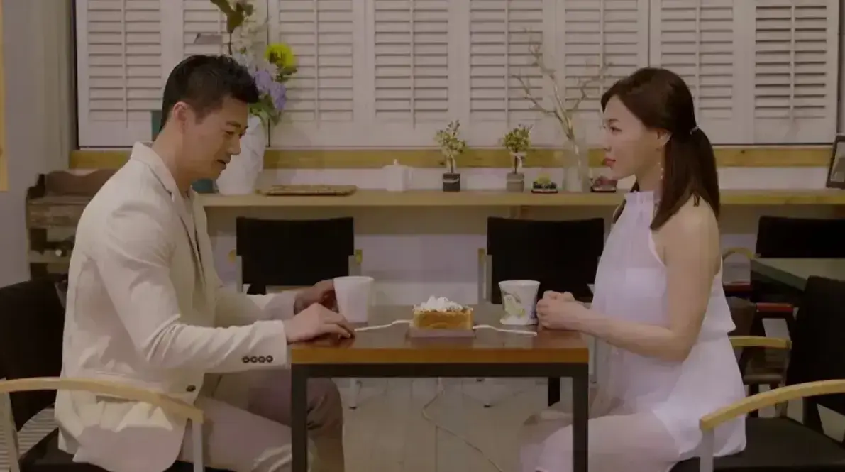 《邻居家妻子》韩国电影未删减1080P韩语中字-我邻居的妻子高清百度网盘下载-《我邻居的老婆》夸克迅雷资源-观看邻居家妻子完整版