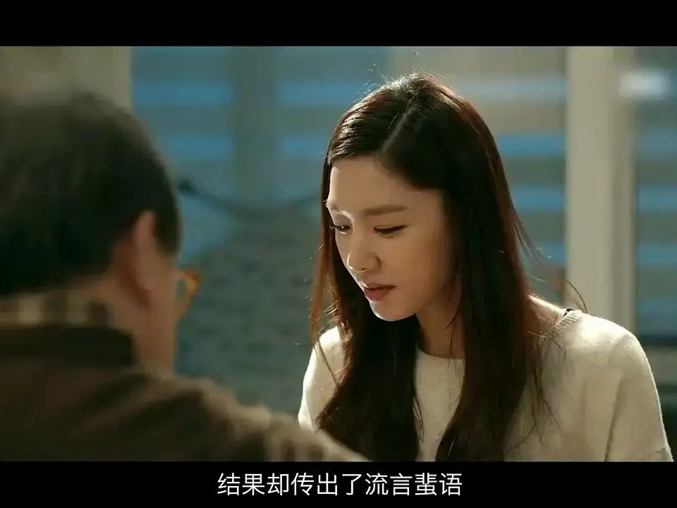 《公公和两个儿媳》高清完整版免费在线看-《公公和两个儿媳》未删减原版完整呈现-精准中字字幕助力轻松观影-网盘观看链接稳定有效-细细解读韩国家庭日常纠葛与成长感悟