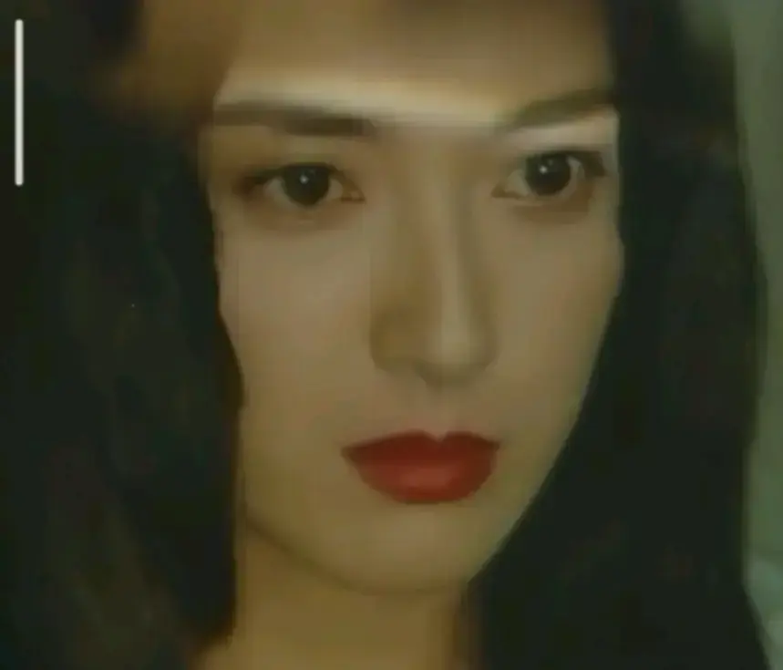 《美丽的凶器》1080P超清画质无删减-1993年日本惊悚电影《美丽的凶器》-免费在线播放高清修复版