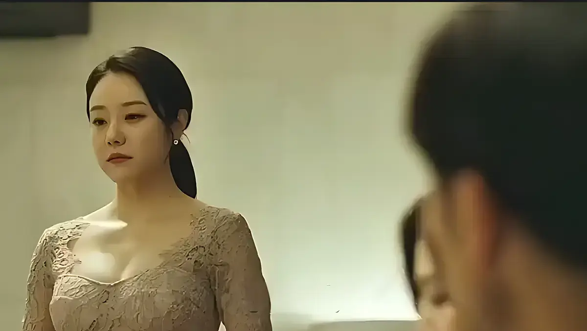 伦理电影《漂亮的保姆》未删减版全集免费在线观看1080P高清中文字幕-韩国电影漂亮的保姆完整版无广告播放-漂亮的保姆全片资源下载